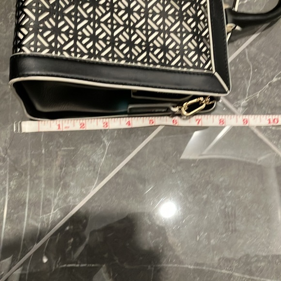 Tory Burch Bag Like New - Picture 12 of 14